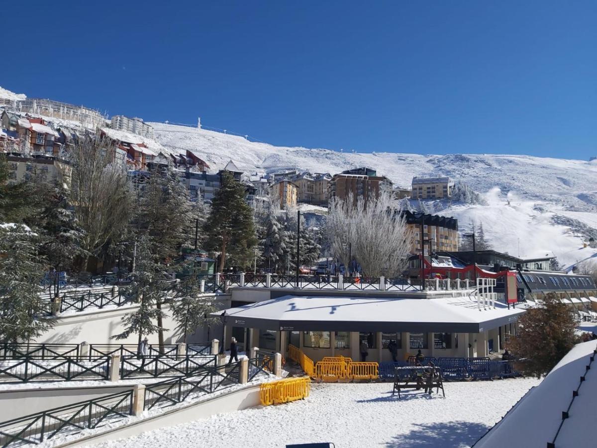 Bed And Snow Family Apartments Sierra Nevada Bagian luar foto